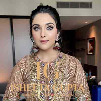 Best Makeup Artist in Delhi, Makeup Studio in Delhi